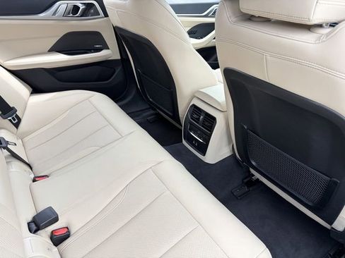 Used 2023 BMW i4 eDrive35 RWD image 15
