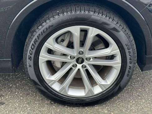 Used 2025 Audi Q7 2.0T Premium w/ Convenience Package image 9