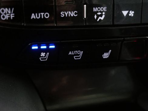 Used 2022 Acura MDX SH-AWD w/ Advance Package image 30