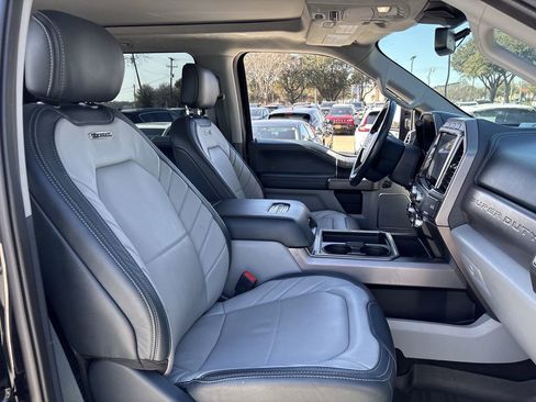 Used 2022 Ford F450 Limited w/ FX4 Off-Road Package image 28