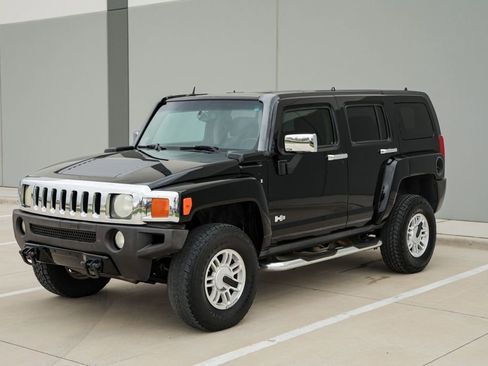 Used 2006 HUMMER H3 w/ Chrome Appearance Package image 4