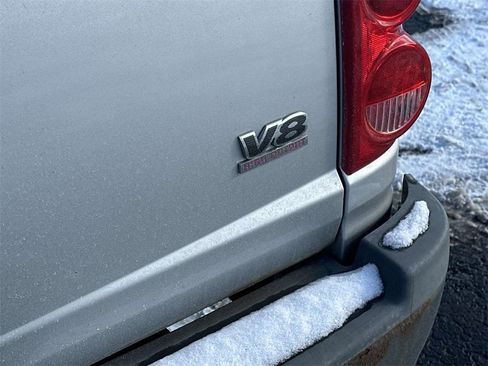 Used 2008 Dodge Dakota SXT image 12