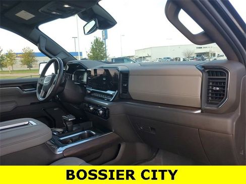 Certified 2022 GMC Sierra 1500 SLT image 29