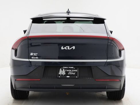 Used 2024 Kia EV6 Light image 8