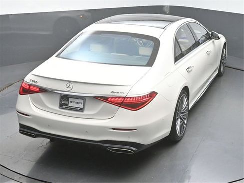 Used 2021 Mercedes-Benz S 580 4MATIC Sedan image 45