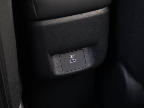 New 2025 Nissan Versa SV w/ Trunk Package image 20