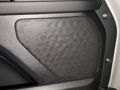 New 2026 Land Rover Defender 110 S AWD/4WD image 13