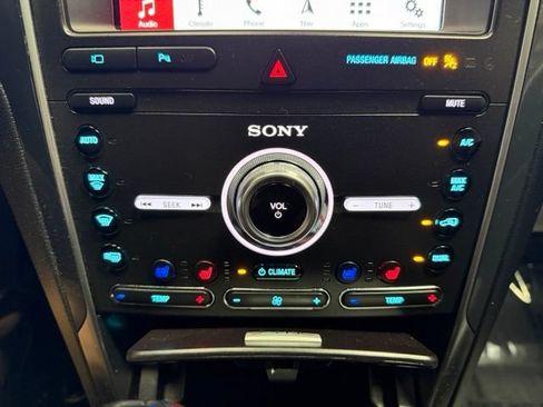 Used 2019 Ford Explorer Sport w/ Equipment Group 401A AWD/4WD image 40