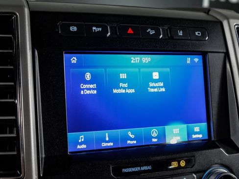 Used 2020 Ford F250 King Ranch w/ King Ranch Ultimate Package AWD/4WD image 27