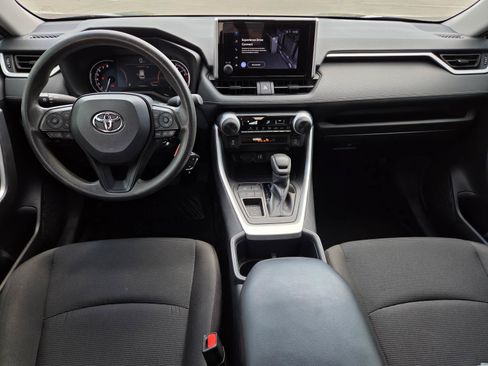 Used 2024 Toyota RAV4 LE FWD image 11