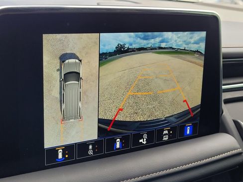 Used 2022 GMC Yukon AT4 image 22