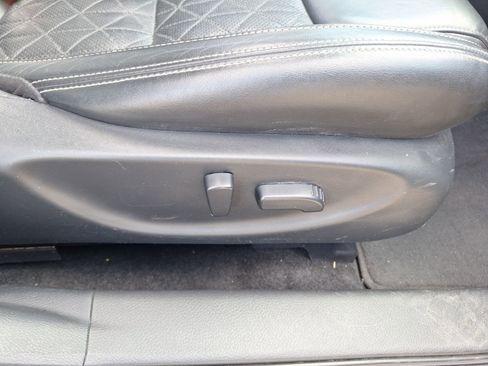 Used 2018 Nissan Maxima Platinum image 36