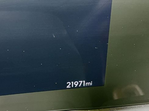 Used 2025 Buick Envista Preferred image 18