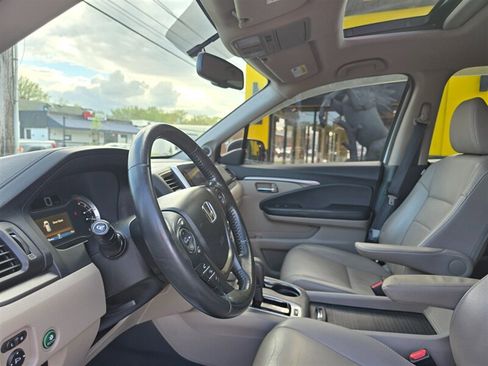 Used 2017 Honda Pilot EX-L image 17