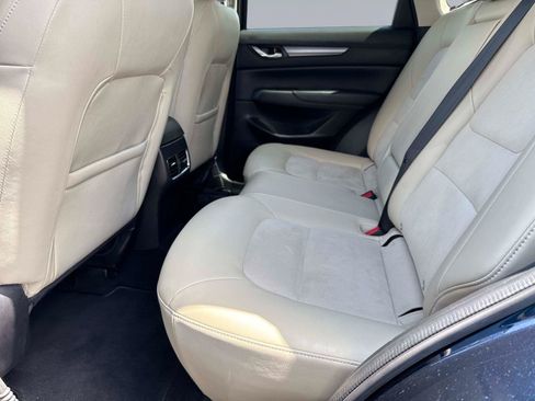 Used 2017 MAZDA CX-5 Touring w/ Preferred Equipment Package FWD image 14