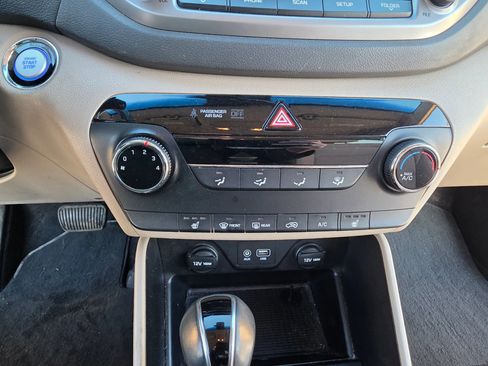 Used 2017 Hyundai Tucson Sport w/ Cargo Package image 12