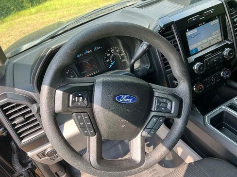 Used 2017 Ford F150 XL w/ Equipment Group 101A Mid image 12
