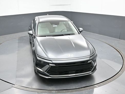 New 2026 Hyundai Sonata SEL FWD image 24