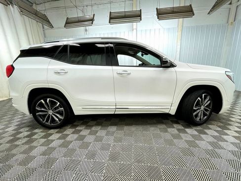 Used 2019 GMC Terrain Denali w/ Driver Alert Package II image 22