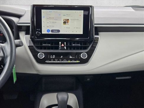 Used 2026 Toyota Corolla LE FWD image 14