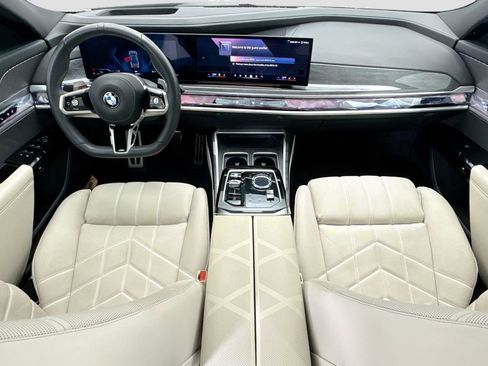 Certified 2023 BMW 760i xDrive AWD/4WD image 13