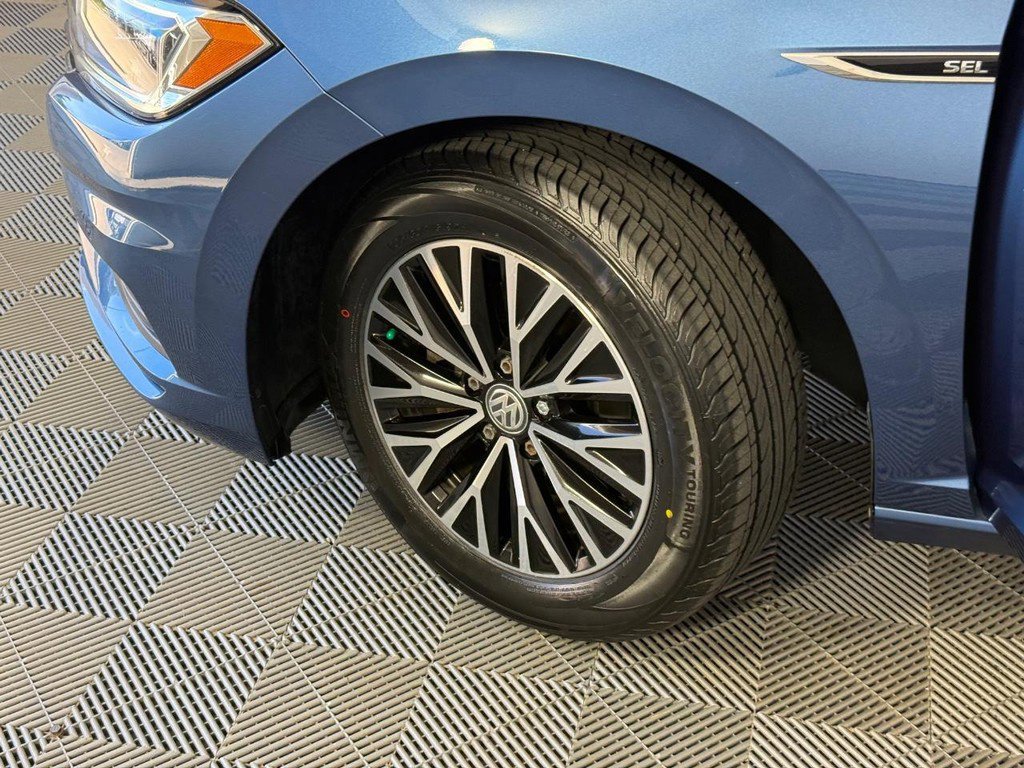 Used 2019 Volkswagen Jetta SEL FWD image 15