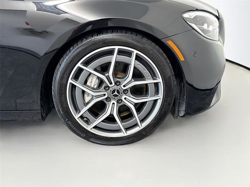 Used 2021 Mercedes-Benz E 350 Sedan w/ Premium Package image 32
