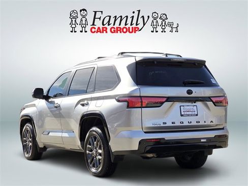 Certified 2025 Toyota Sequoia Platinum image 3
