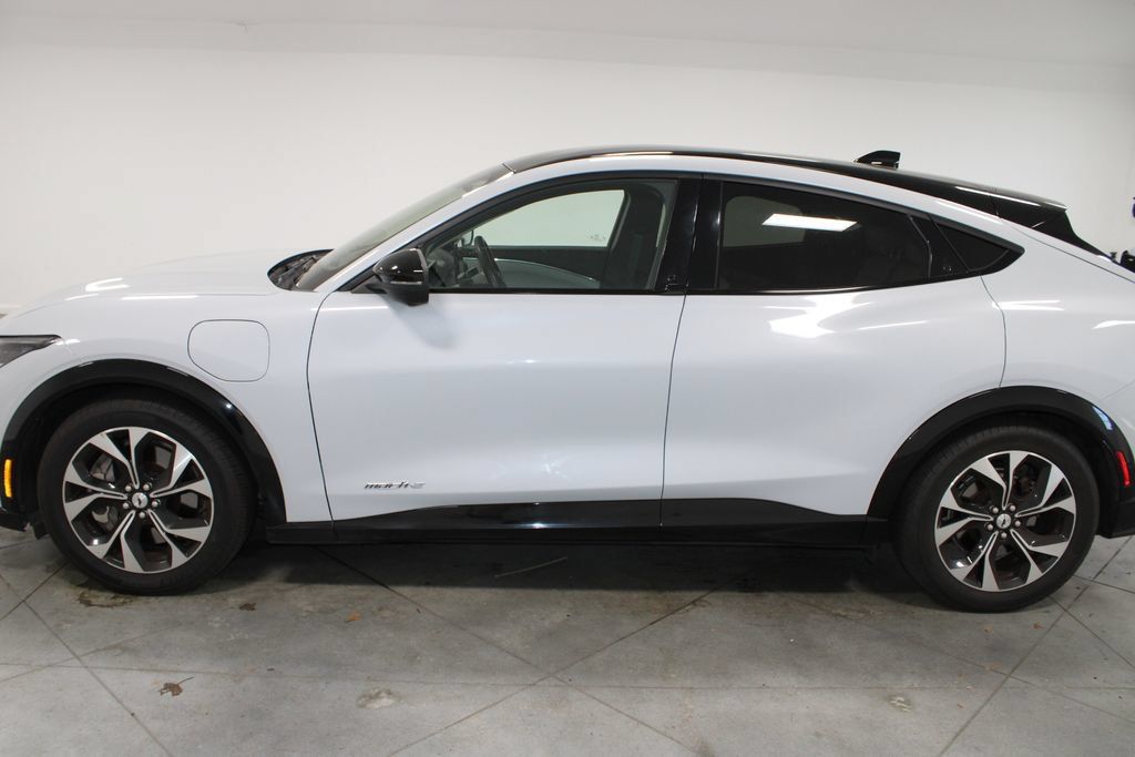 Used 2021 Ford Mustang Mach-E Premium RWD image 6