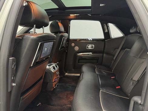 Used 2013 Rolls-Royce Ghost RWD image 63