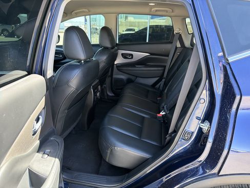 Used 2023 Nissan Murano SV image 9