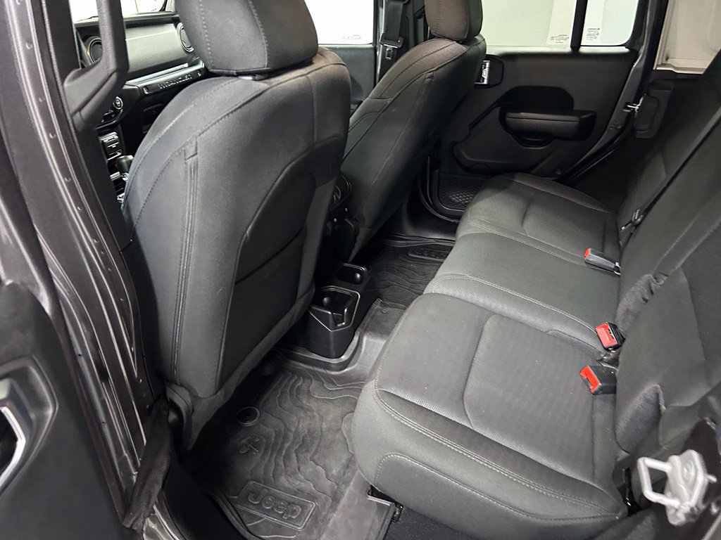 Used 2020 Jeep Wrangler Unlimited Sport S AWD/4WD image 15