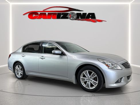 Used 2012 INFINITI G37 Journey w/ Premium Pkg RWD image 2