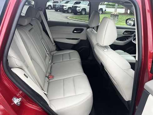 Certified 2023 Nissan Rogue SL w/ SL Premium Package AWD/4WD image 16