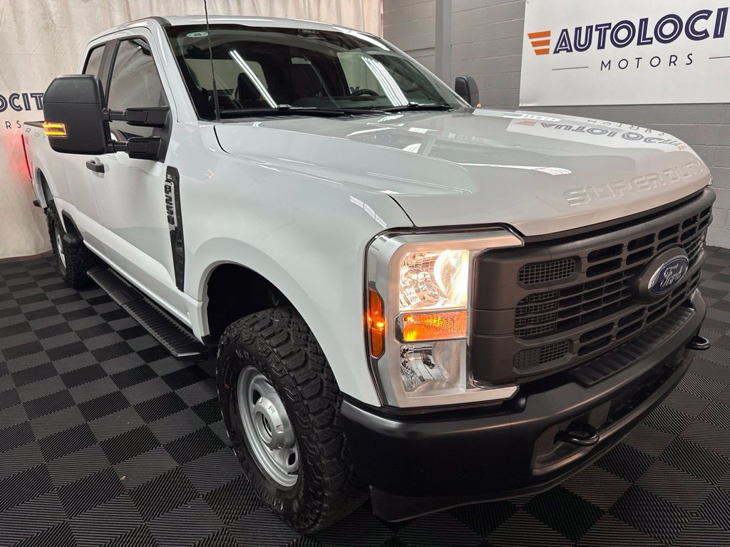 Used 2026 Ford F250 XL w/ XL Off-Road Package AWD/4WD image 2
