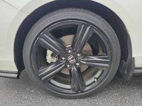 Used 2023 Honda Accord Sport image 6