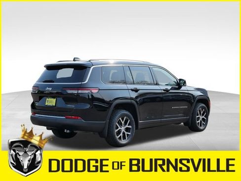 Used 2023 Jeep Grand Cherokee L Limited w/ MOPAR Finishing Package AWD/4WD image 9