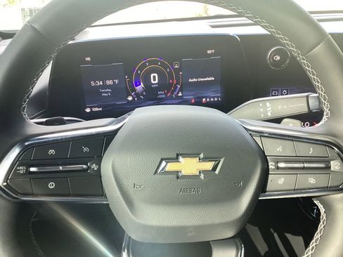New 2026 Chevrolet Traverse LT w/ Driver Confidence Package FWD image 31