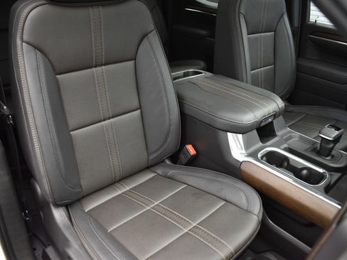 Used 2025 Chevrolet Silverado 1500 High Country image 43