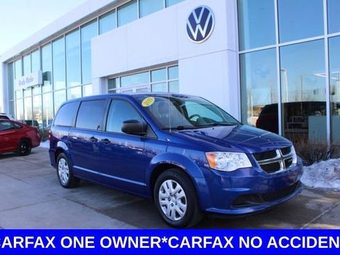 Used 2019 Dodge Grand Caravan SE w/ UConnect Hands-Free Group image 1