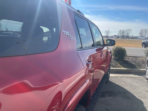 Used 2024 Toyota 4Runner TRD Off-Road image 20