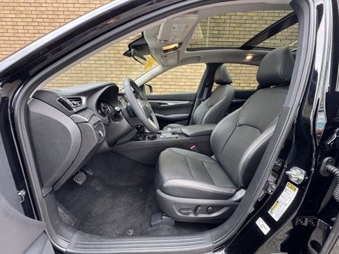 Used 2023 INFINITI QX50 Luxe AWD/4WD image 41