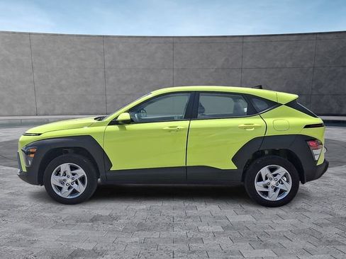 Certified 2025 Hyundai Kona SE AWD/4WD image 6