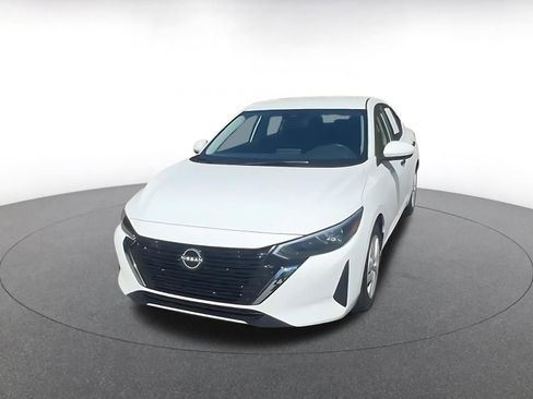 Used 2025 Nissan Sentra S image 7