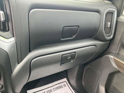 Used 2020 Chevrolet Silverado 1500 LT w/ Texas Edition image 29