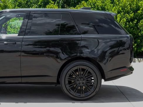 New 2026 Land Rover Range Rover SE AWD/4WD image 18