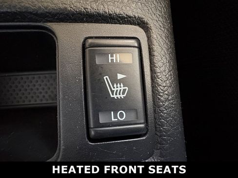 Used 2018 Nissan Rogue SV image 20