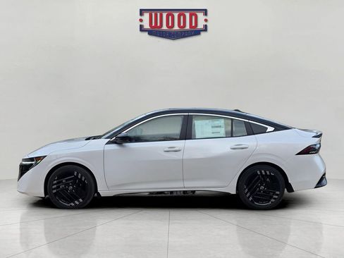 New 2026 Nissan Sentra SR w/ Floor Mat Package image 5