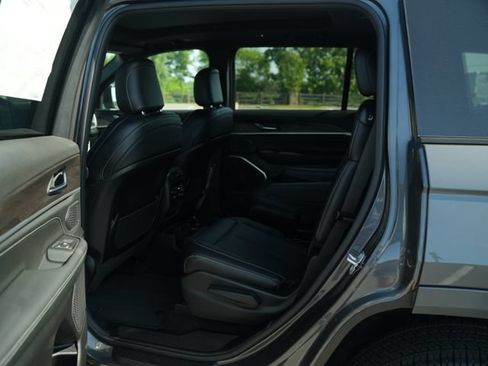 New 2026 Jeep Grand Cherokee L Limited AWD/4WD image 14