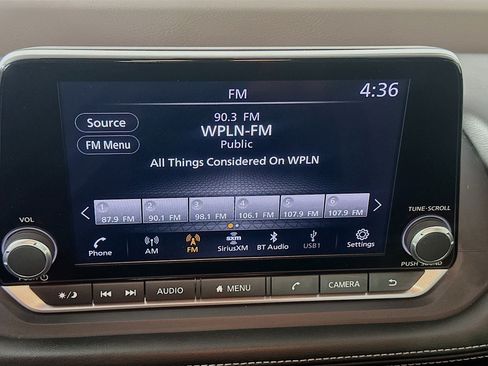 Used 2023 Nissan Rogue SV image 21